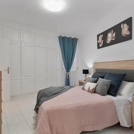 Bonjour Appartement *